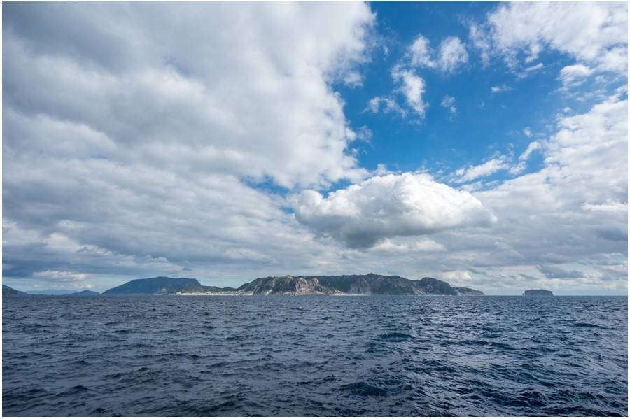 The neighboring islands of the Izu Islands