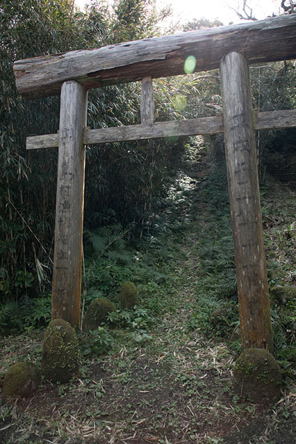 東台所神社