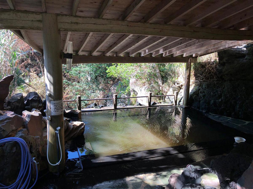 裏見ヶ滝温泉
