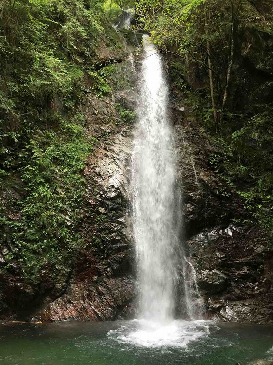 払沢の滝