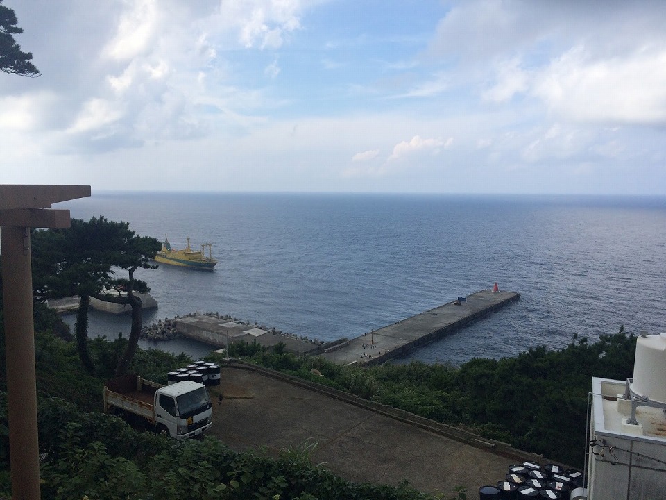 御蔵島港