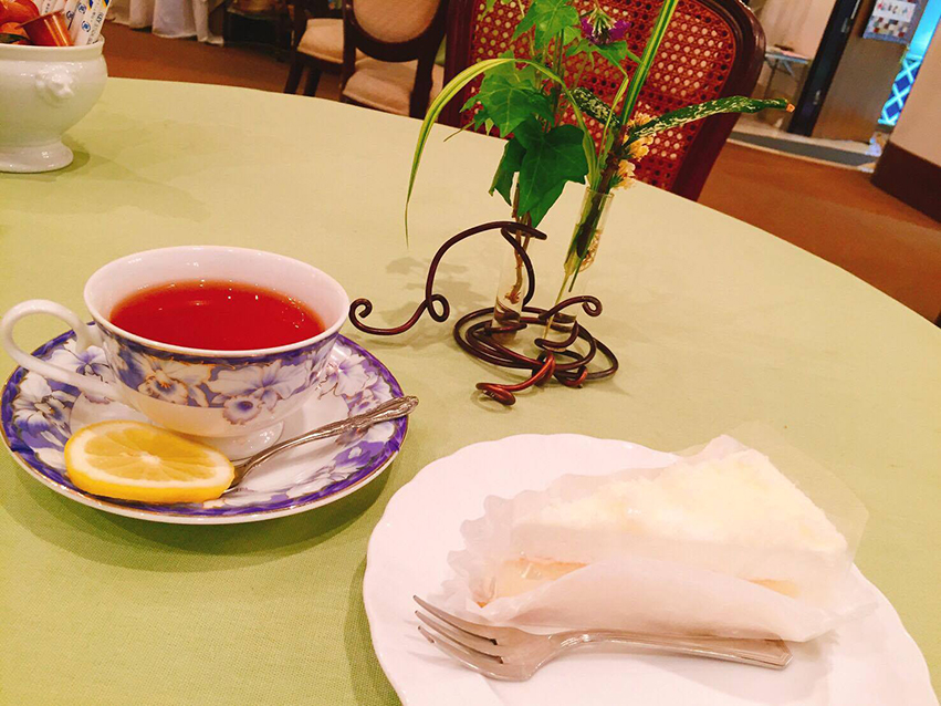 耕心館