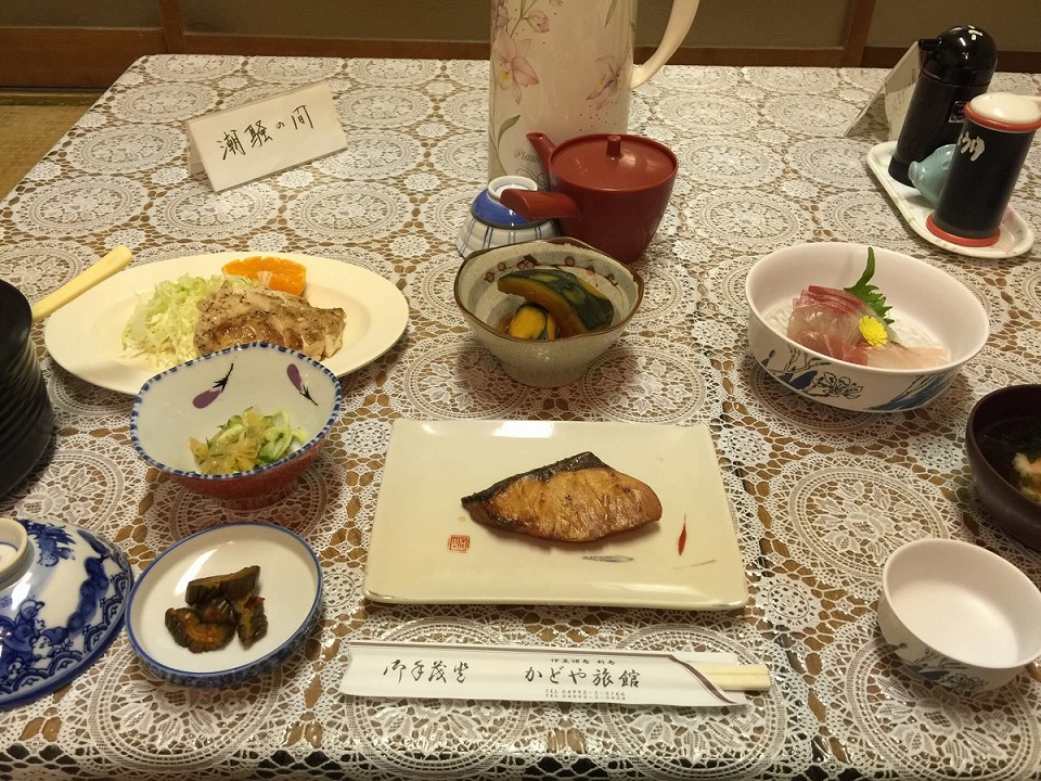 かどや旅館の夕食