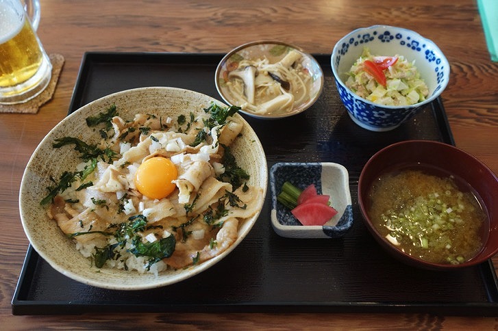 サンシャインでランチ