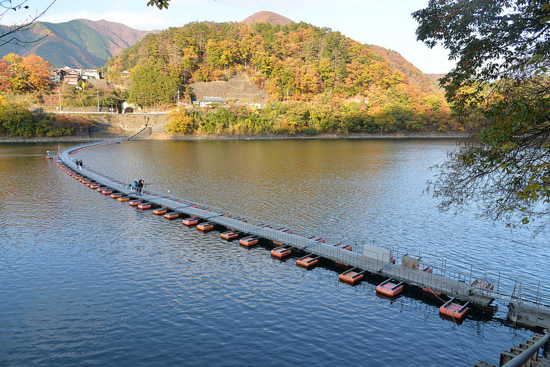 麦山浮橋