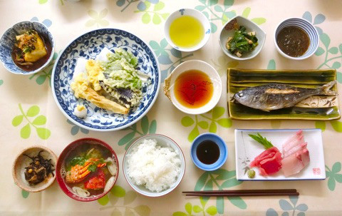 利島館の夕ご飯