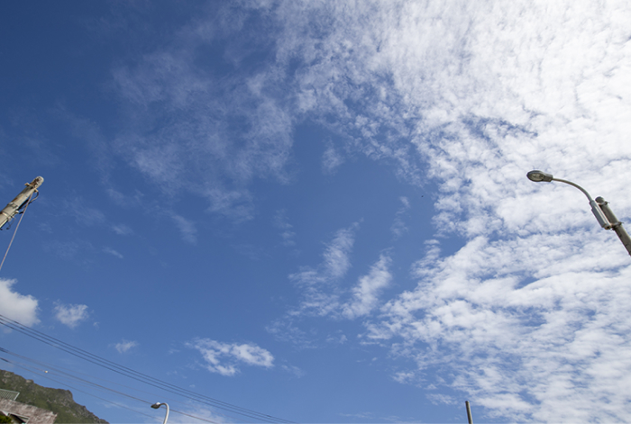青い空と白い雲