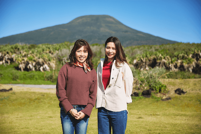 ハナコラボパートナーの土屋志織さん(左)、佐久間蘭さん(右)。 ハナコラボパートナーの土屋志織さん(左)、佐久間蘭さん(右)。