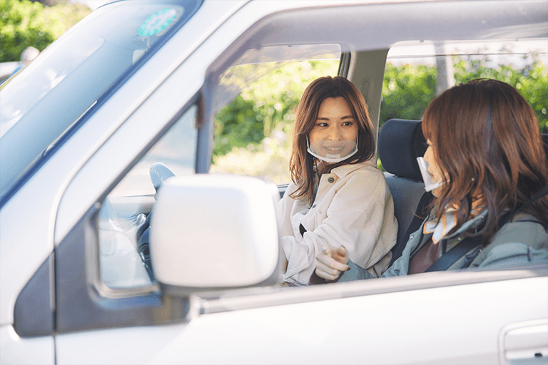 運転は佐久間さんが担当。