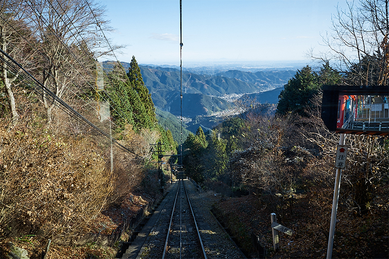 傾斜から見える絶景はケーブルカーならでは！